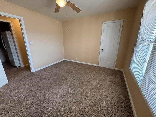 Building Photo - 2330 W Randolph Ave