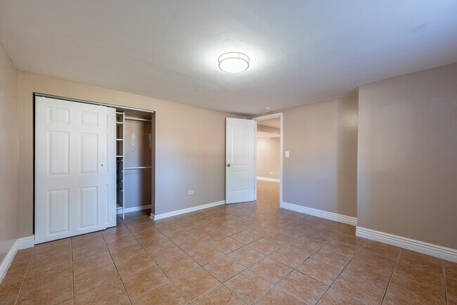 Building Photo - 7 Cardinal Ln