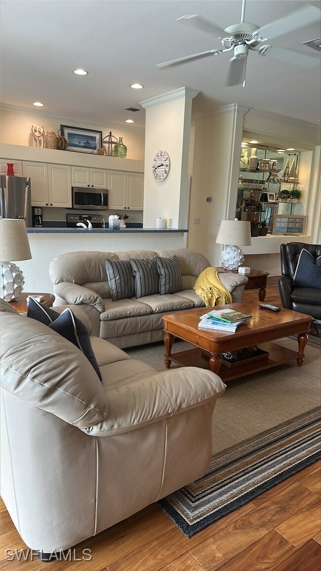 Building Photo - 10356 White Palm Way