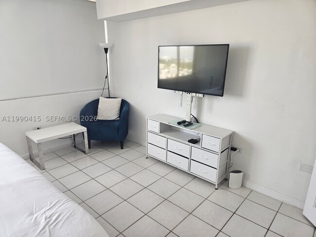 Building Photo - 7135 Collins Ave