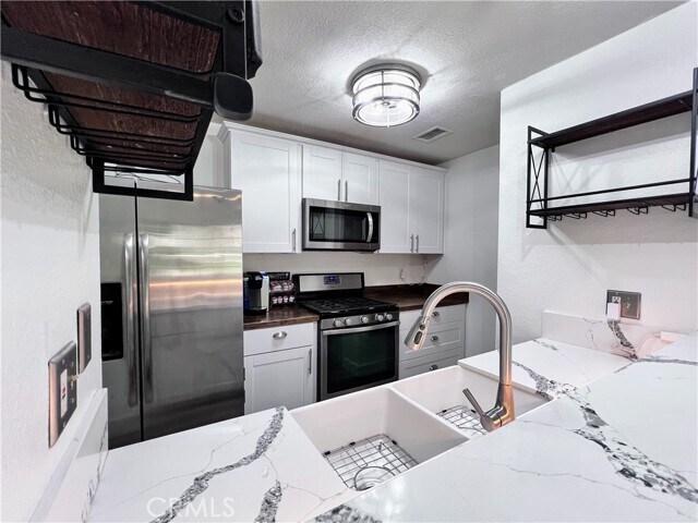 Building Photo - 2312 Archwood Ln