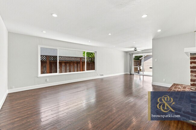 Building Photo - 1042 Madison Ave