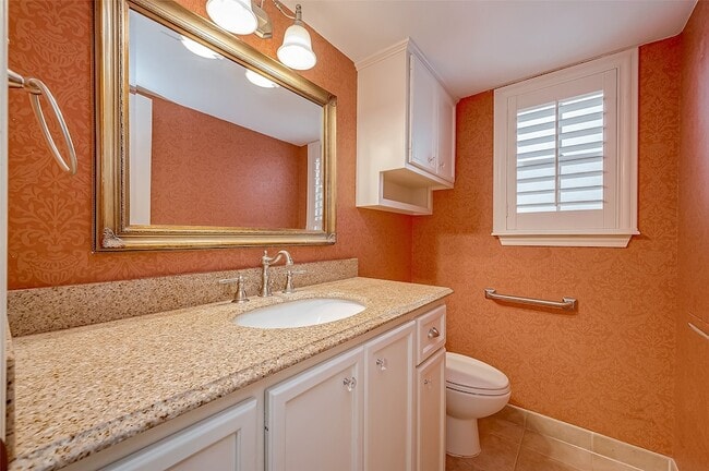 Building Photo - 12967 Trail Hollow Dr