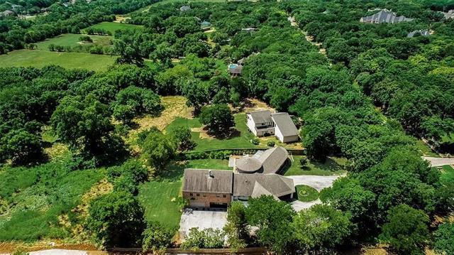 Building Photo - 8542 Meadowbrook Dr