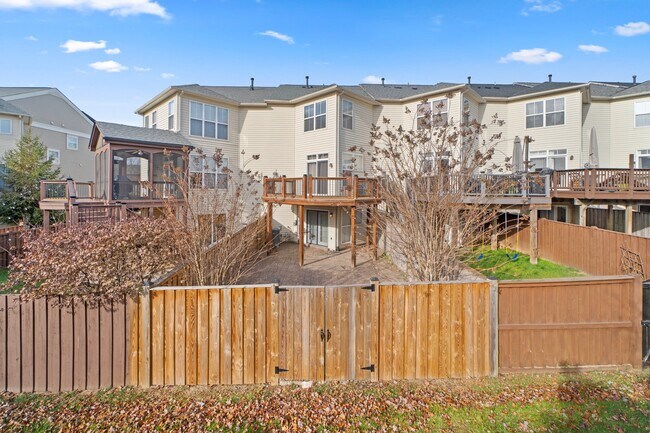 Building Photo - 23460 Twin Falls Ter