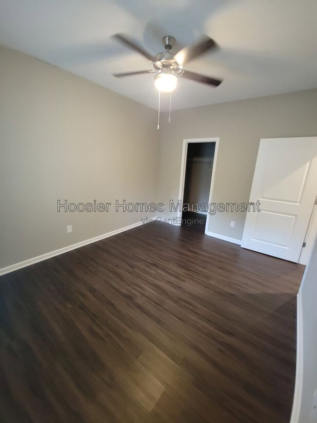 Building Photo - 5636 Brownstone Dr
