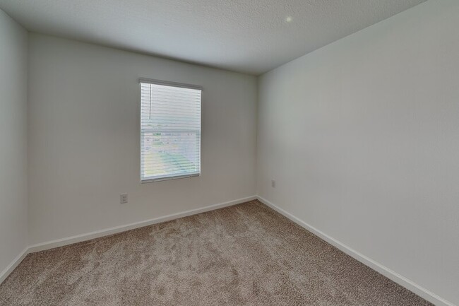 Building Photo - 4216 Sadler Rd