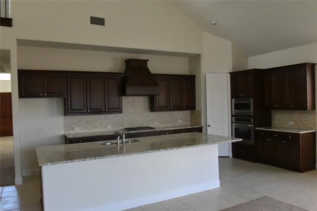 Building Photo - 1113 Horsetail Dr