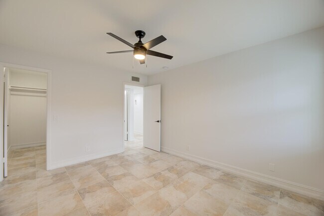 Building Photo - 372 Piedmont H