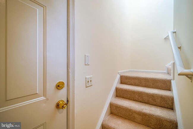 Building Photo - 5924 Terrapin Pl