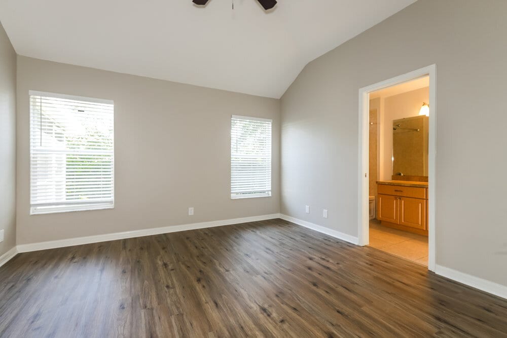 Building Photo - 5825 Wrenwater Dr
