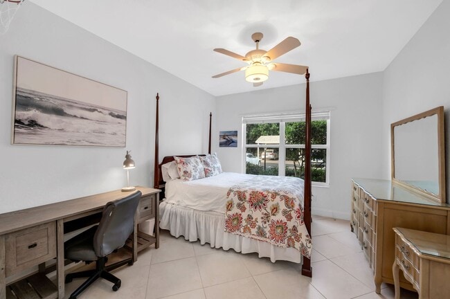 Building Photo - Fully Furnished Condo Rental in Desirable Imperial Golf Estates