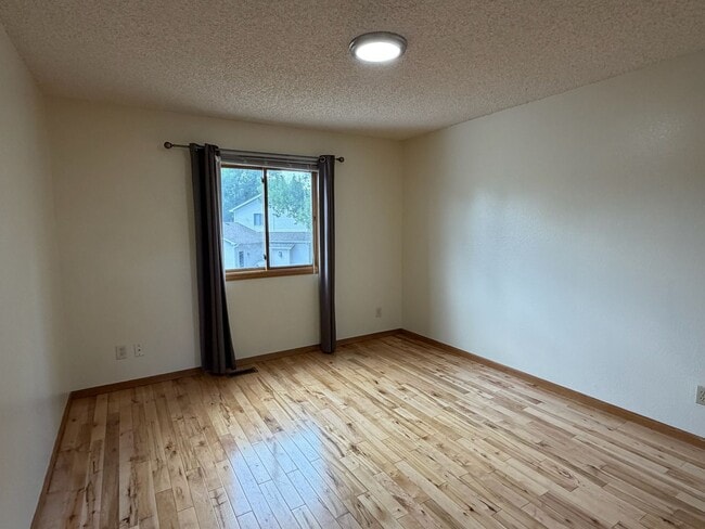 Building Photo - 1005 Princewood Pl