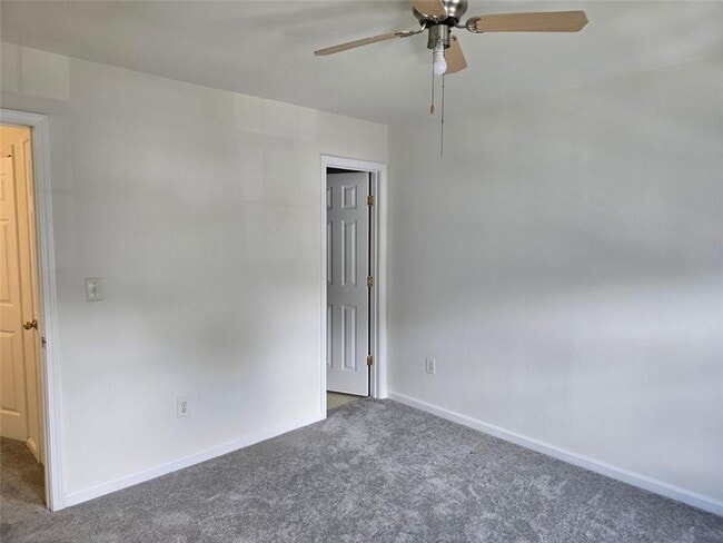 Building Photo - 1563 Willow Oak Trail NW