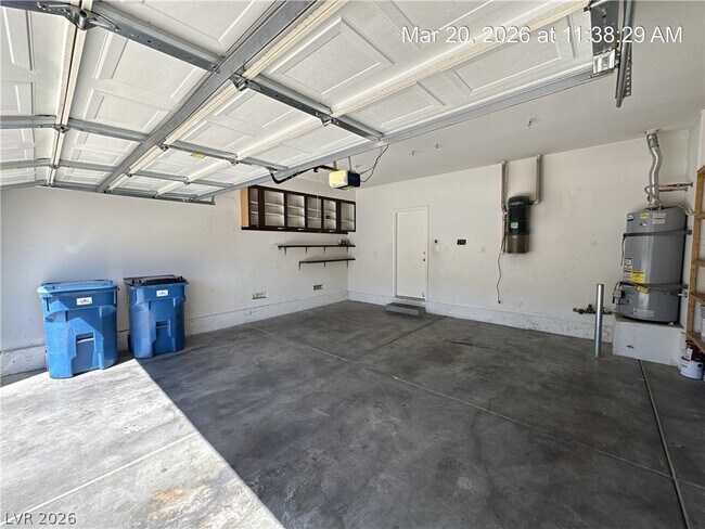 Building Photo - 9712 Floweret Ave