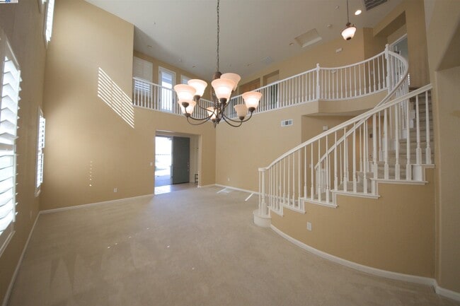 Building Photo - 1612 Marina Way