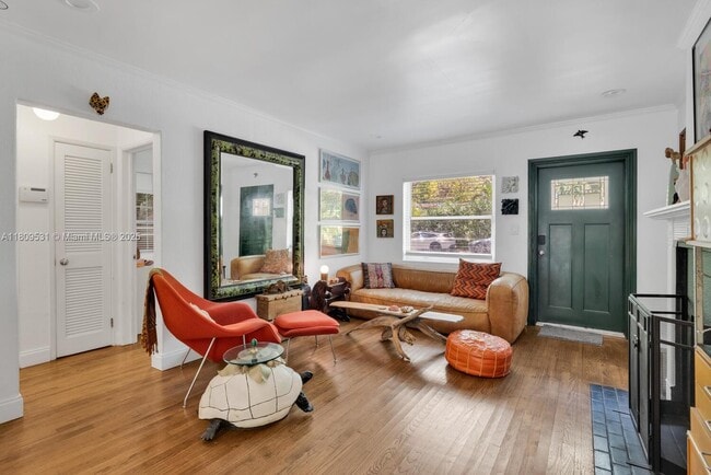 Building Photo - 435 NE 86th St