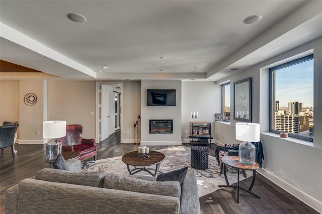 Building Photo - 1505 Elm St