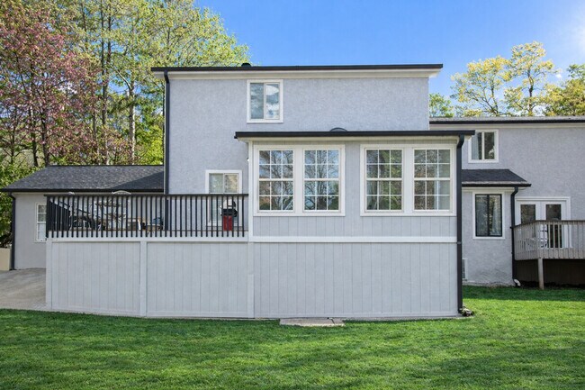 Building Photo - 7930 Colquitt Rd