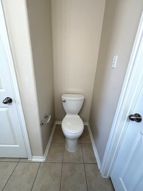 Building Photo - 6159 Morningshire Ln