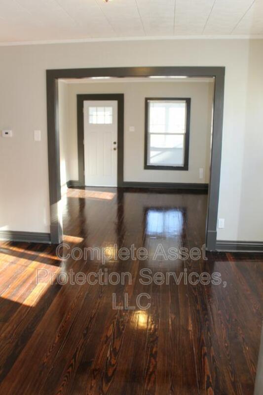 Building Photo - 6752 Woodmar Ave