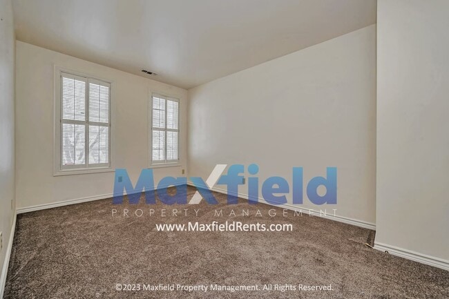 Building Photo - Avenues - 3 Bedroom 3 Bath Townhome with amazing southern views