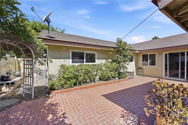 Building Photo - 9306 Gregory St