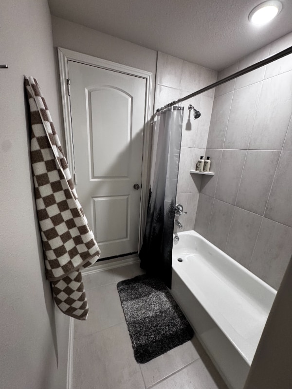 Building Photo - 8746 Flounder Rosa Ln