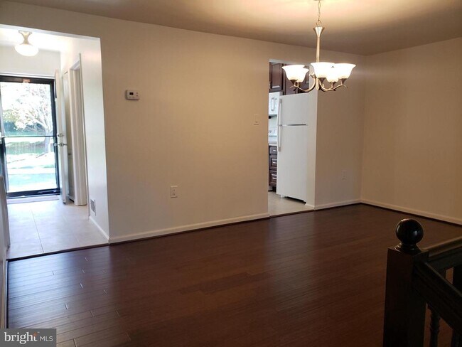 Building Photo - 5732 Lofthill Ct