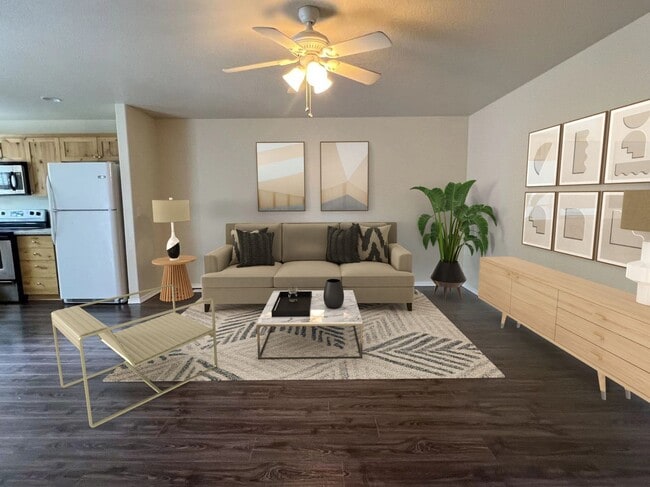 Building Photo - 3/2.5 Townhome with walking trails outside backyard!