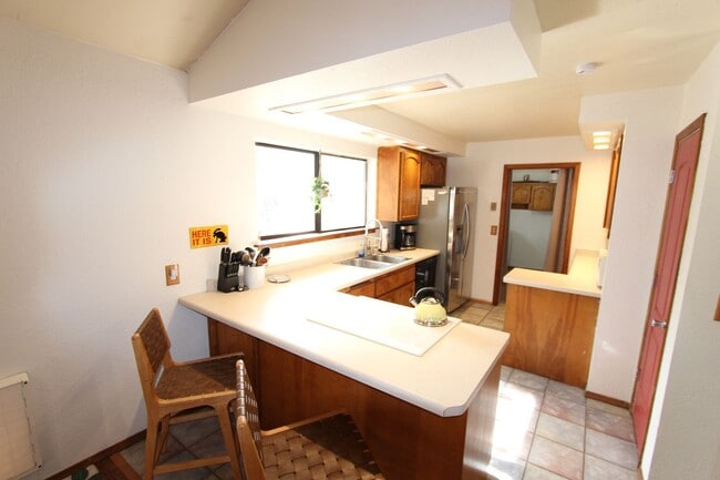 Building Photo - Cute Mountainaire home