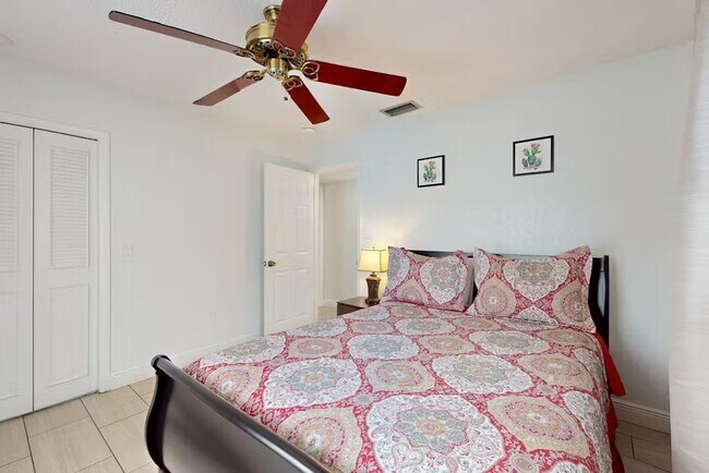 Building Photo - 4013 Audubon Dr