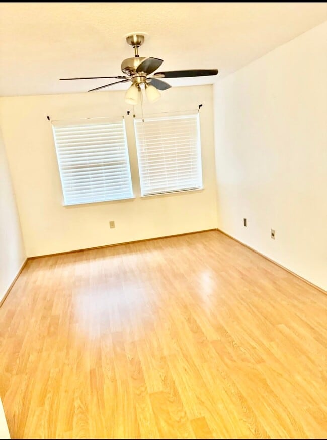 Building Photo - 3143 Windchase Blvd