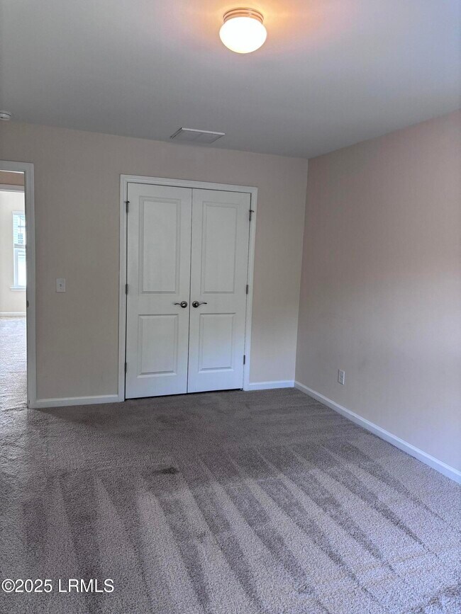 Building Photo - 10 Grand Willow Wy
