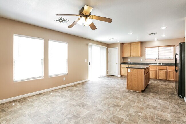 Building Photo - 5033 Diamond Ranch Ave