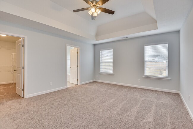 Building Photo - 926 Holbrook Dr