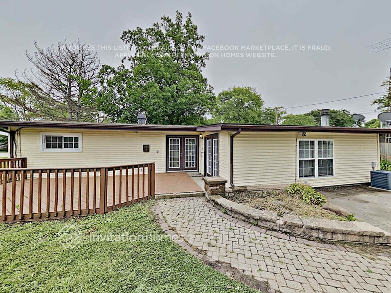 Building Photo - 778 N Elmwood Dr