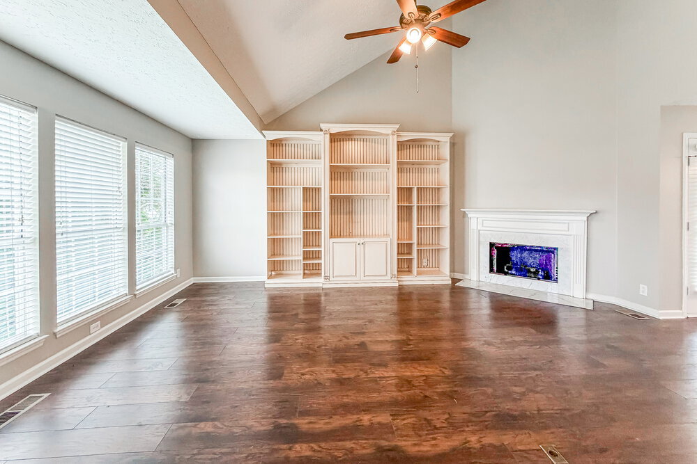 Building Photo - 142 S Birchwood Dr