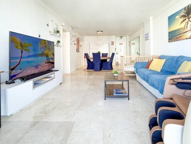 Building Photo - 3901 S Ocean Dr