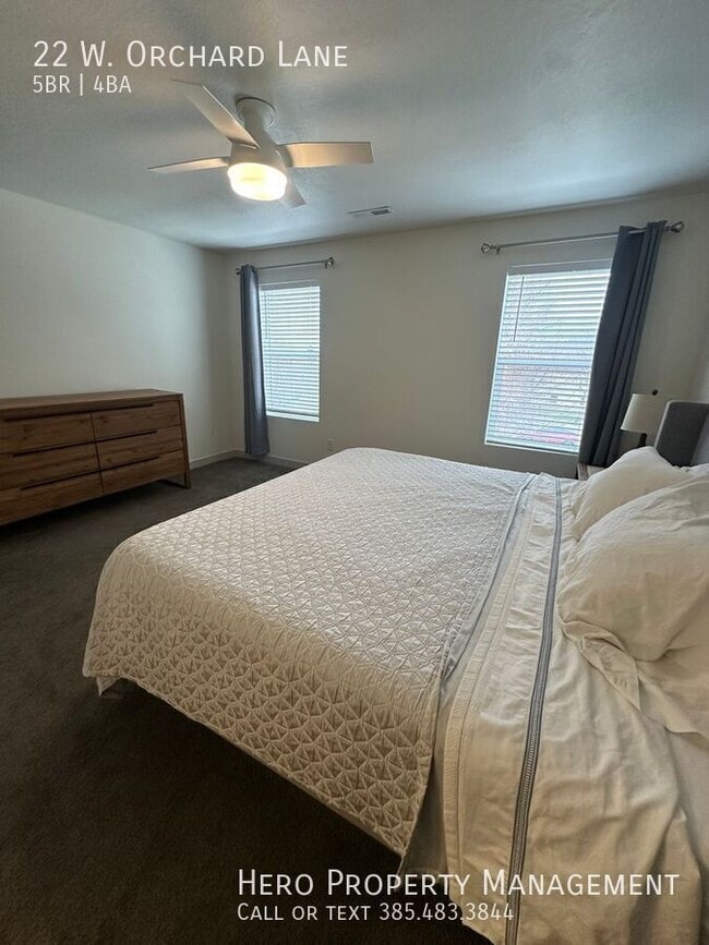 Building Photo - 22 W Orch Ln