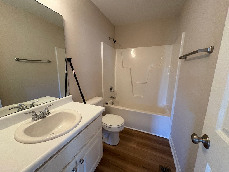 Building Photo - 342 Massengill Pond Rd