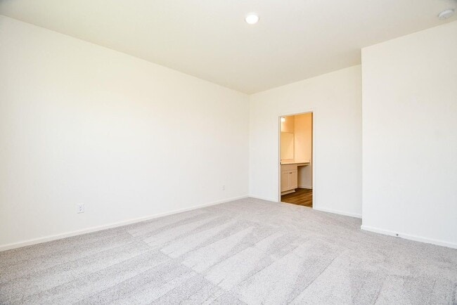 Building Photo - 5906 Bright Keel Dr