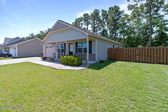 Building Photo - 244 Breakwater Dr