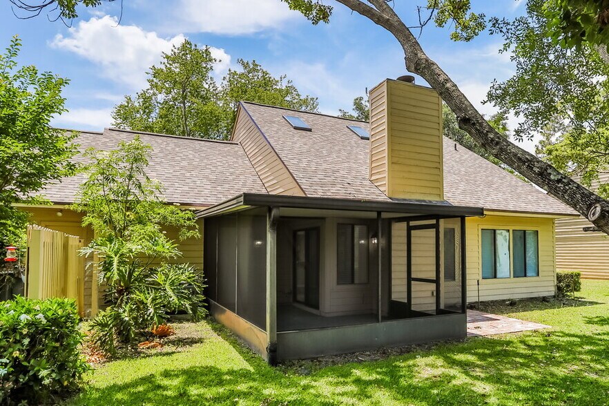 Building Photo - 4176 Rollingwood Ct