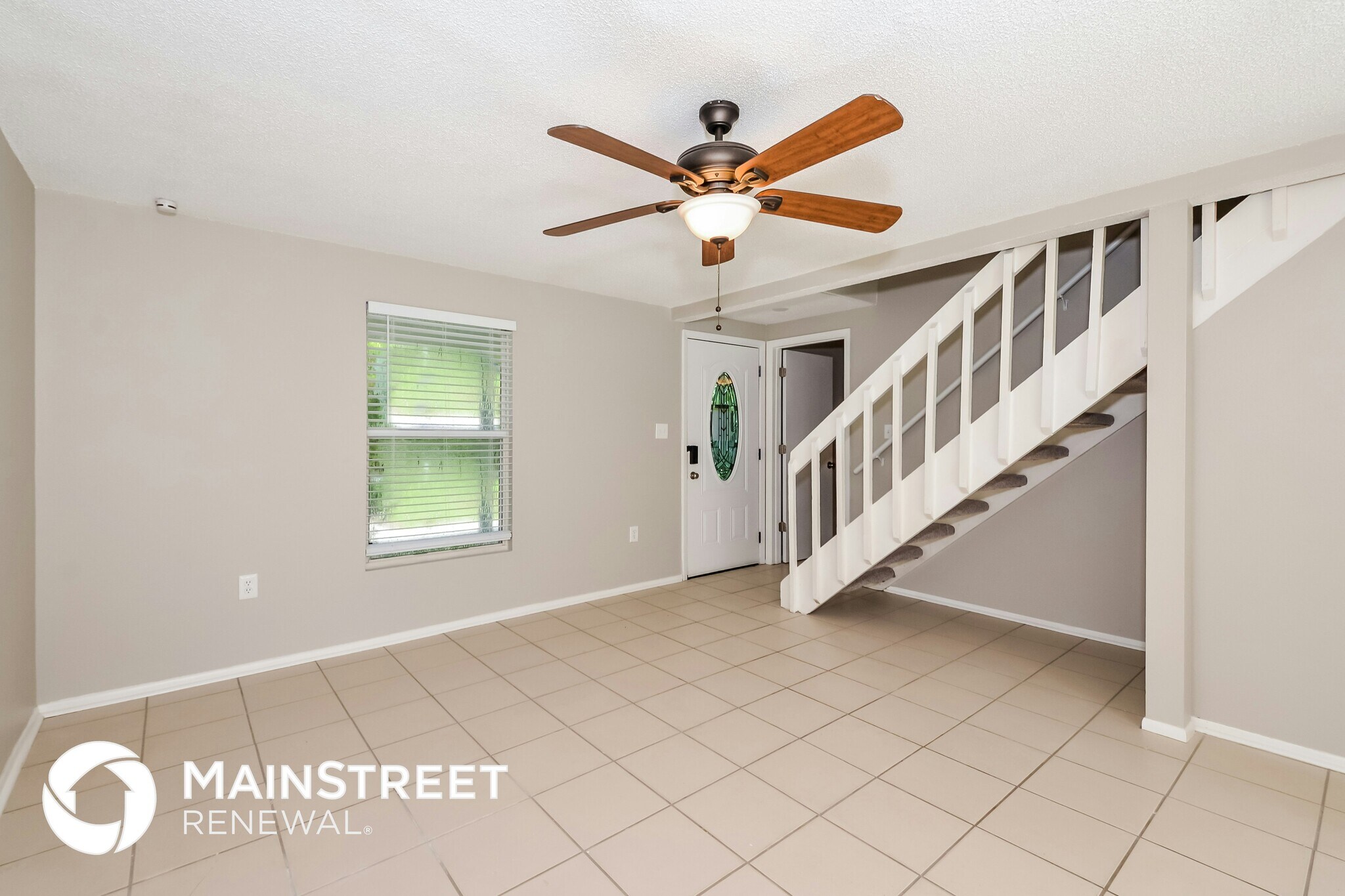 Building Photo - 2827 Marshall Dr