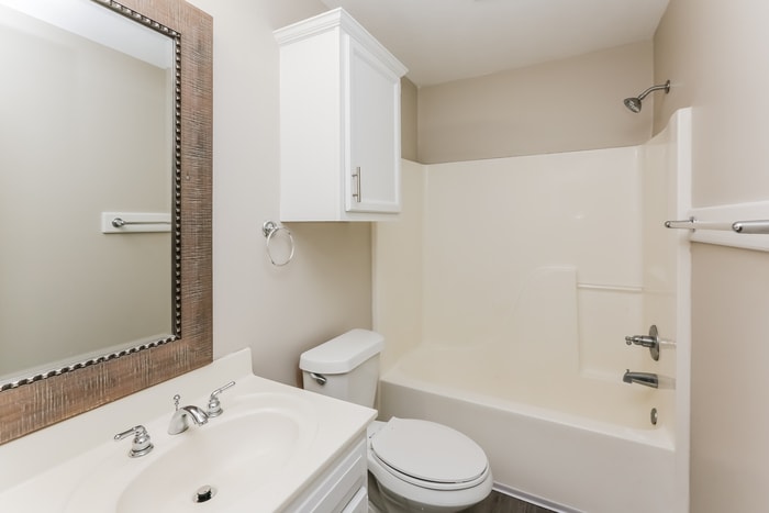 Building Photo - 204 Chinkapin Ct