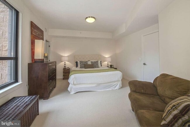 Building Photo - 1010 Massachusetts Ave NW