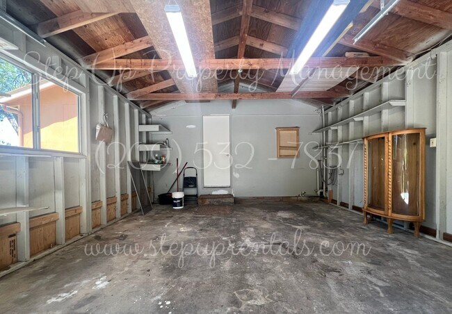 Building Photo - 8541 Wilcox Ranch Rd