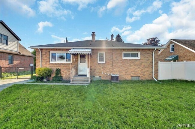 Building Photo - 85 Warsaw St