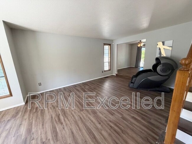 Building Photo - 4925 Mill Pond Dr SE